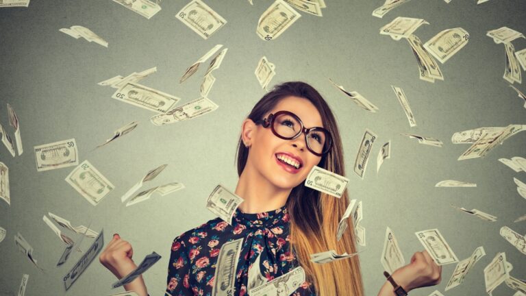 This Simple Manifestation Hack Won Her $25,000 On The Lottery!